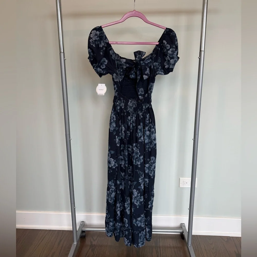 Hollister Saidie Short-Sleeve Tie-Back Midi CottageCore Dress Size Small Petite - Picture 5 of 9